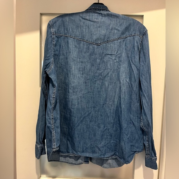 Women’s sz XXL GAP denim western button down shirt with pearl snap buttons - Picture 5 of 5